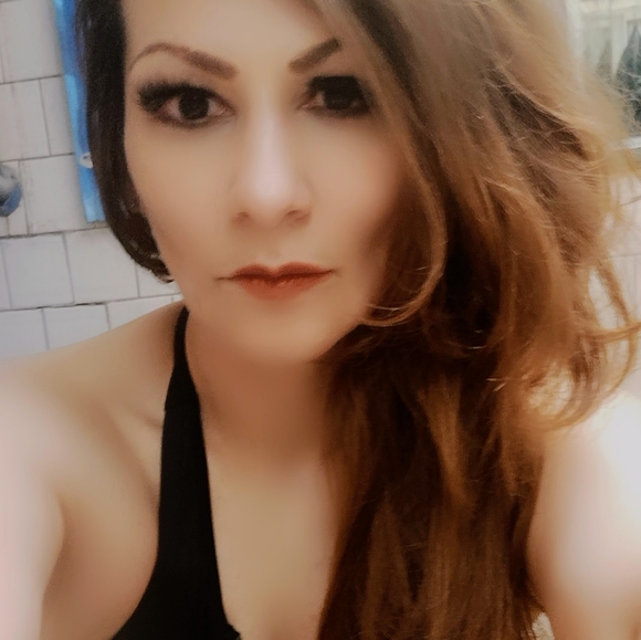 Meet your Posher, Jennifer - Picture 14 of 16